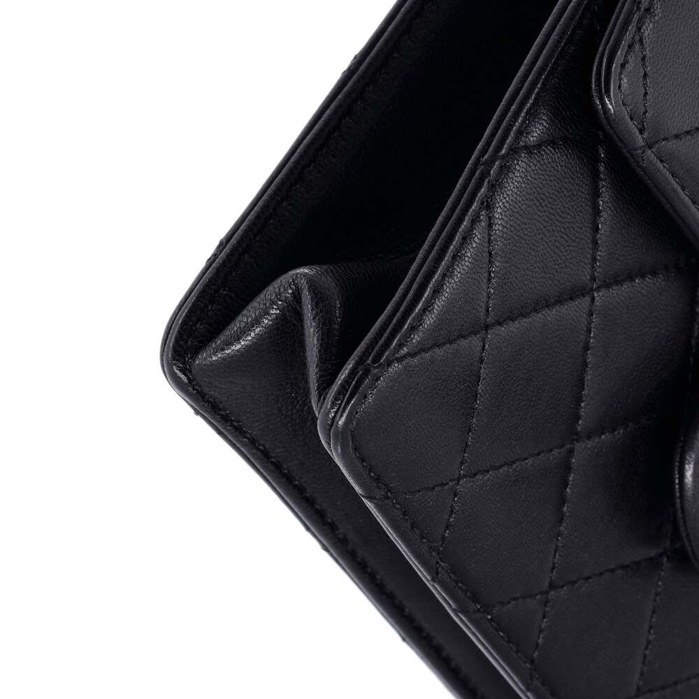 Chanel Chic Pearls Flap Bag Quilted #281994C31B - Picture 6 of 8